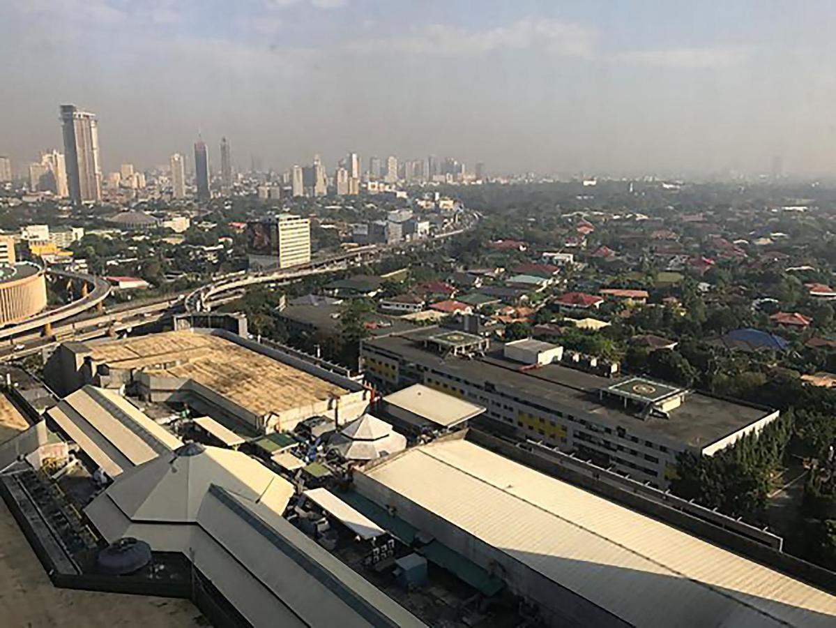 Holiday Inn & Suites Manila Galleria By Ihg Pasig City Экстерьер фото