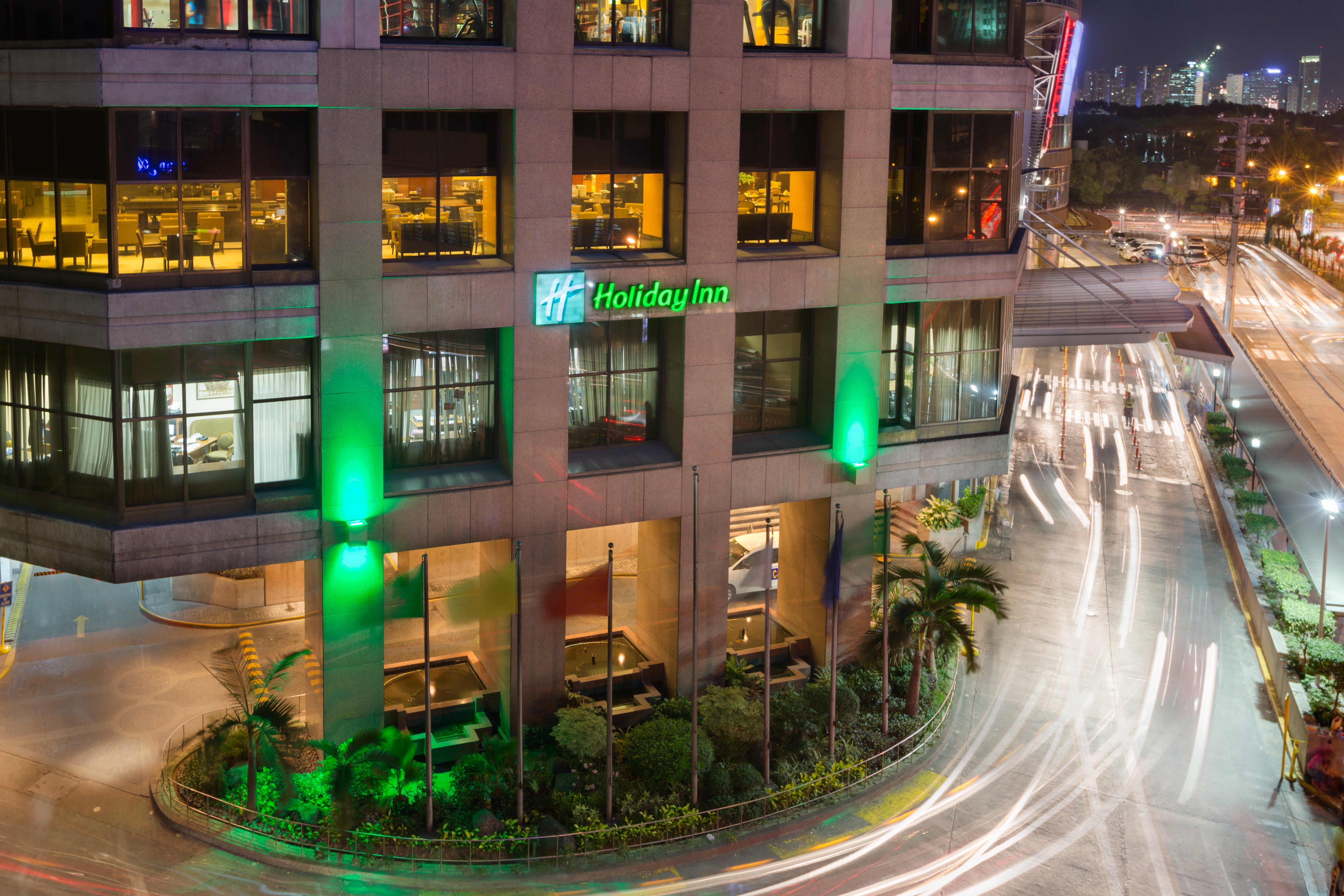 Holiday Inn & Suites Manila Galleria By Ihg Pasig City Экстерьер фото