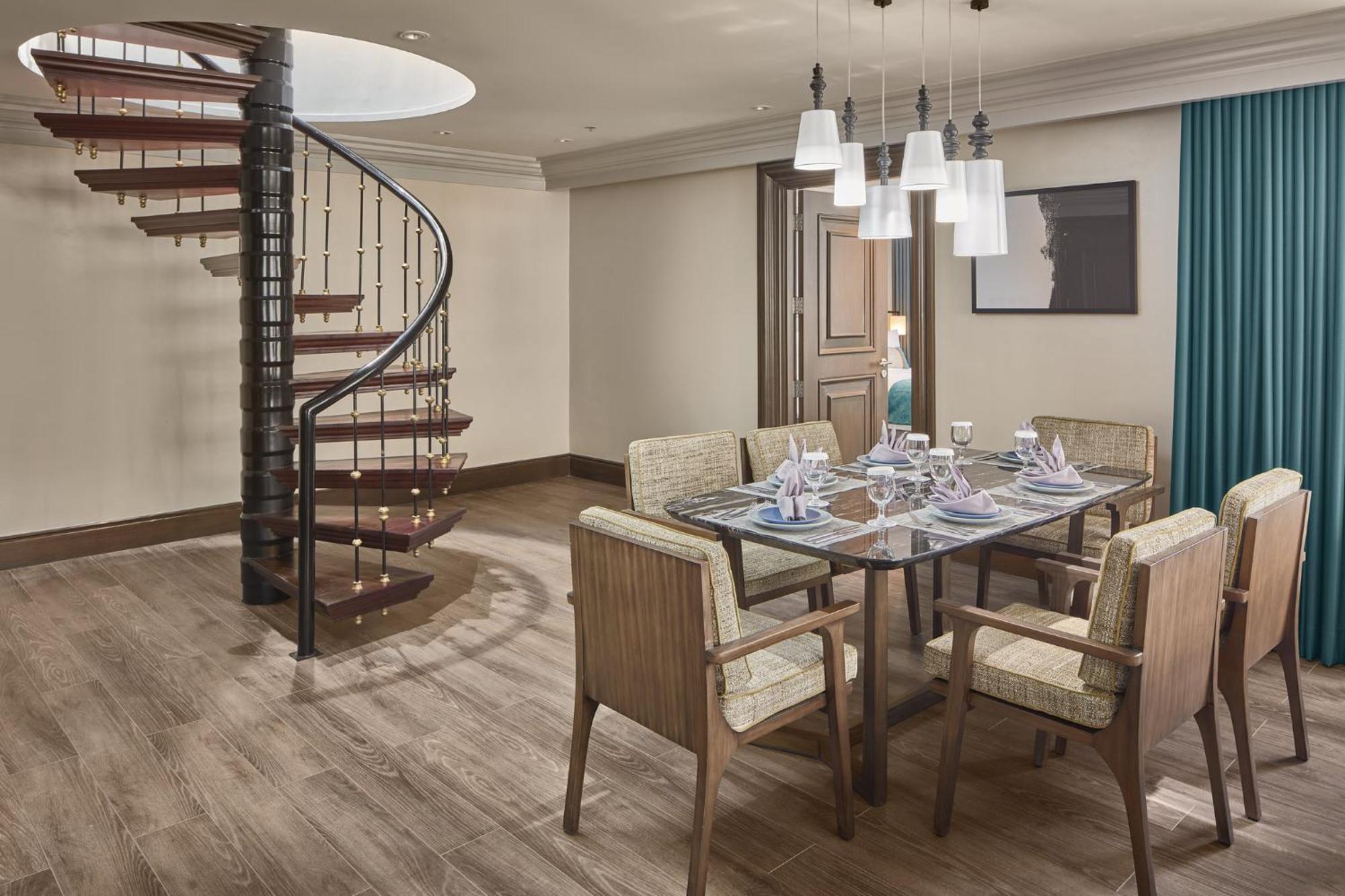Holiday Inn & Suites Manila Galleria By Ihg Pasig City Экстерьер фото